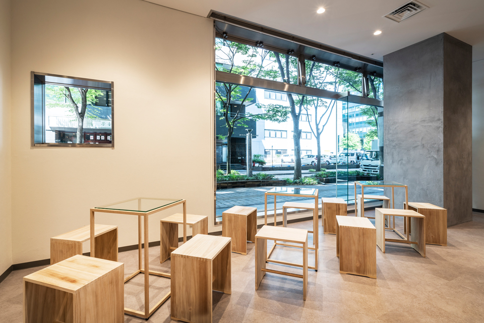 IDOL 新横浜マリノス通り店