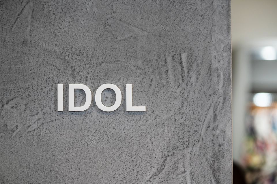 IDOL 新横浜マリノス通り店